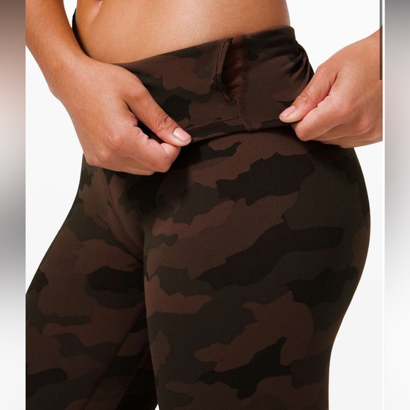 Lululemon Align Crop 23" Size 4
Heritage 365 Camo Brown Earth Multi - Picture 3 of 6